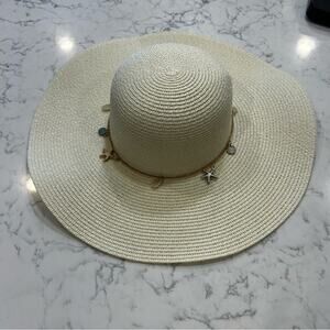 Light Beige Wide Brim 100% Grass Sunhat W/ Beach Necklace/Chain